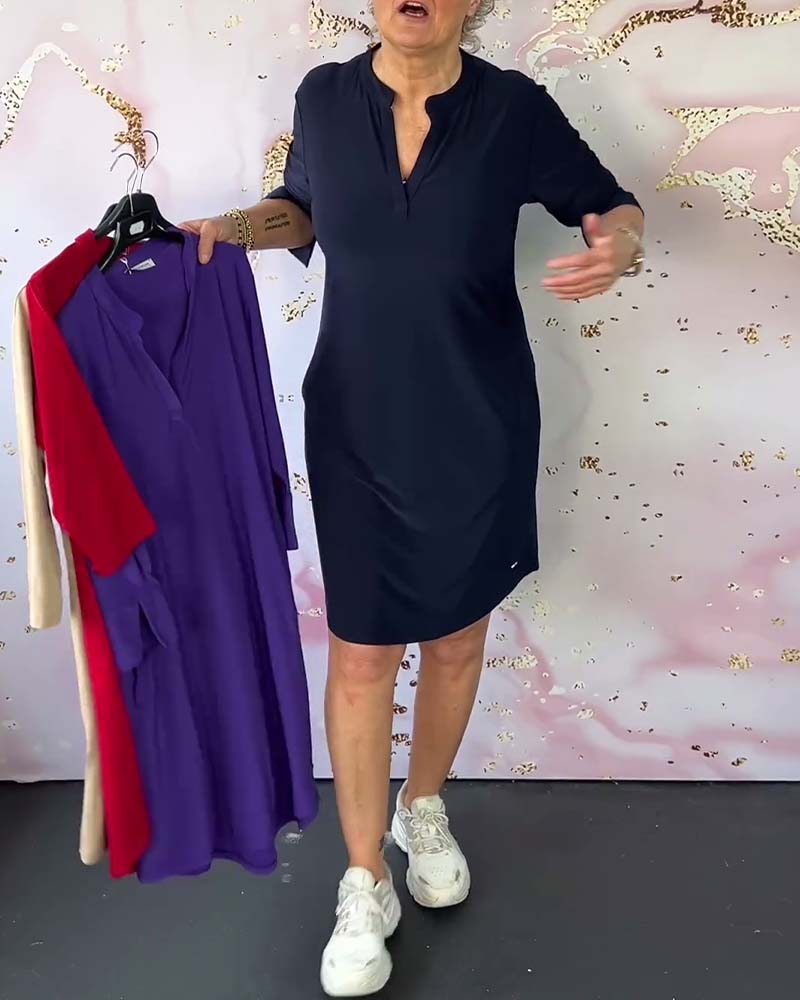 Hanneke™ | Plain dress with V-neck