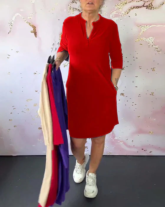 Hanneke™ | Plain dress with V-neck