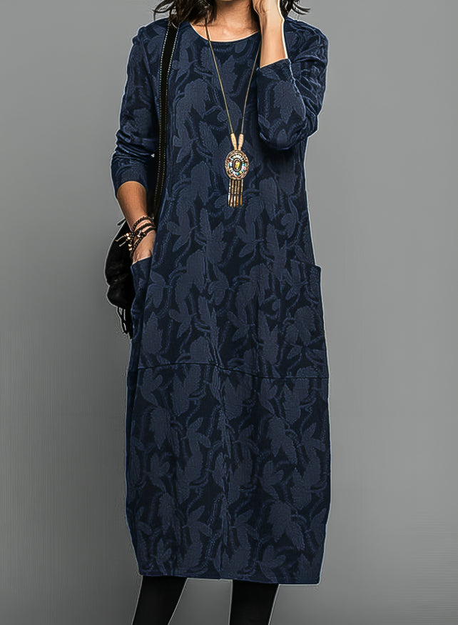 Madeleine | Warm winter dress with an elegant cut