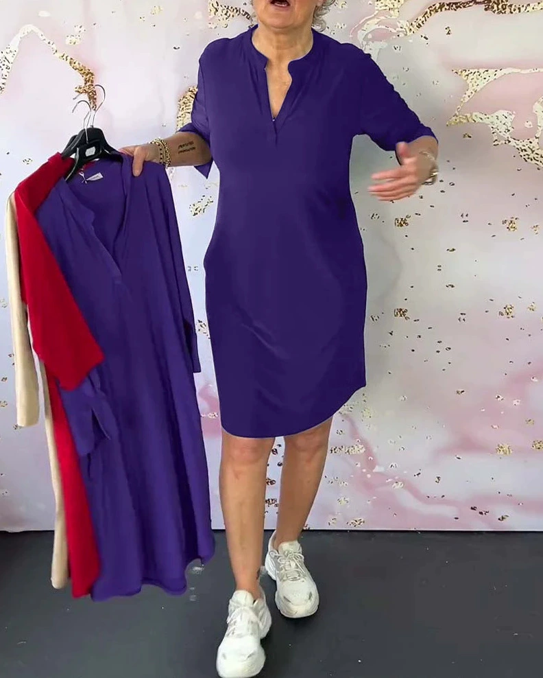 Hanneke™ | Plain dress with V-neck