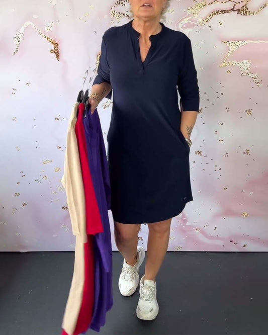 Hanneke™ | Plain dress with V-neck